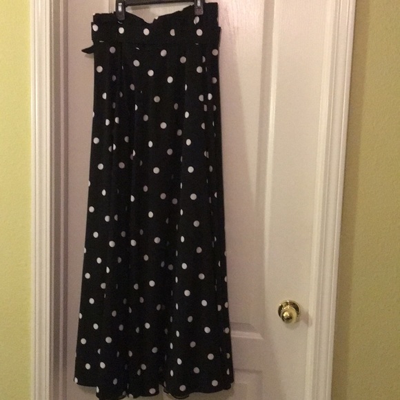 Beautiful maxi skirts - Picture 3 of 3